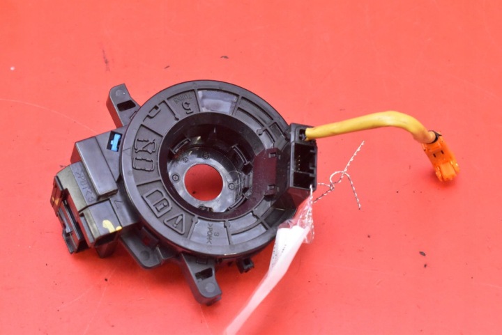 ring airbag ZWIJKA TOYOTA AURIS 1 and 1.4 D-4D 90 KM 06-09