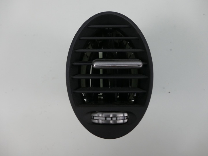 MERCEDES SLK R171 Lüftungsgitter des lüfters rechts A1718300254