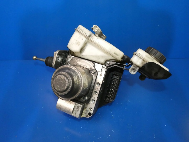 VOLVO XC90 II 2.0 T8 Servo Hauptbremszylinder Bremspumpe KOMPLET