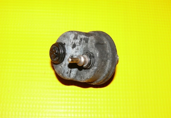 sensor of pressure oil MERCEDES S-KLASA W140 0065429417 1 PIN