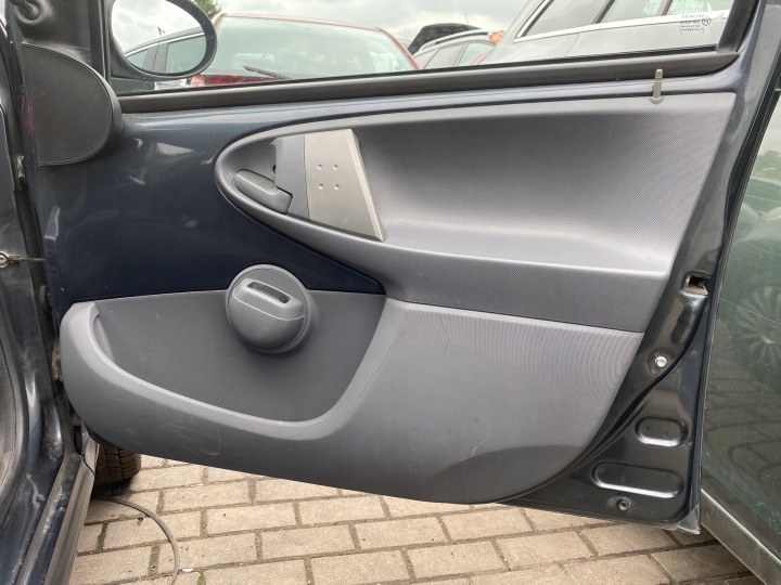 tapacír Bok pravý predok Citroen C1 05-14