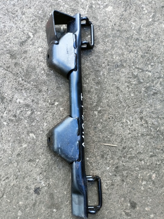 AUDI A4 B7 Support plaque ISOFIX Gauche 8E0813545B