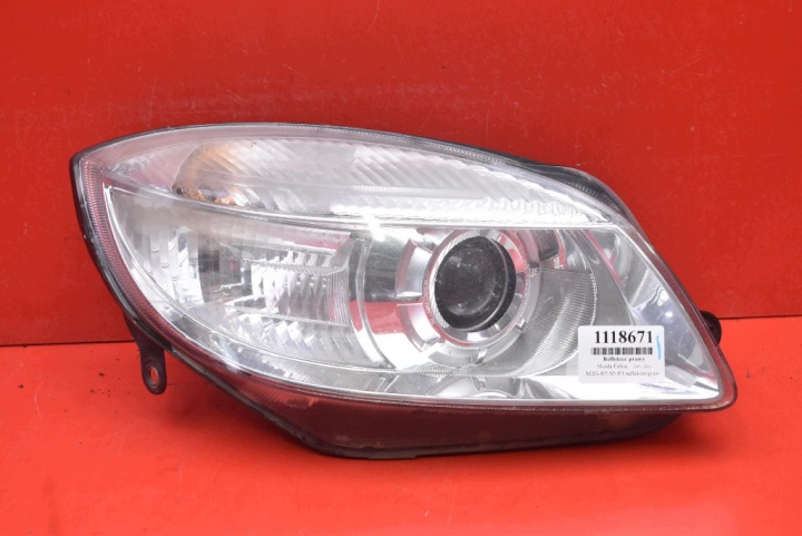 REFLEKTOR right light front lens EU 247832-00 SKODA FABIA 2 II 07-10