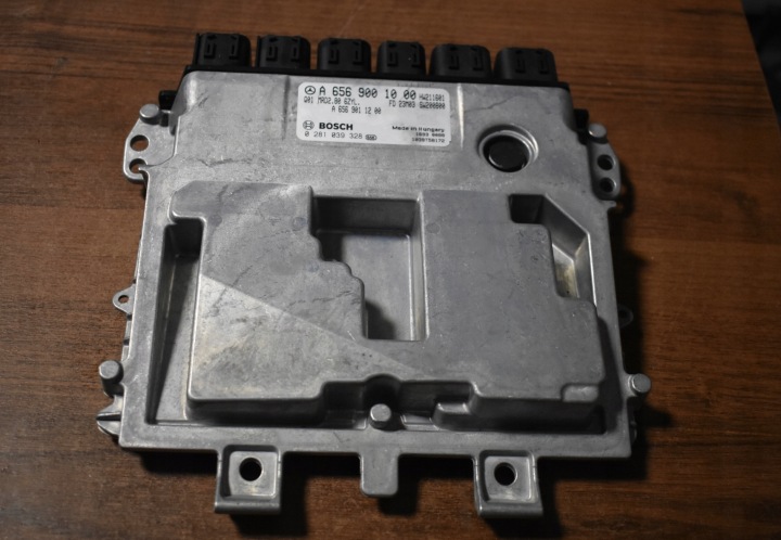 IDEALNY control unit ECU of the engine MERCEDES FD23M03 1
