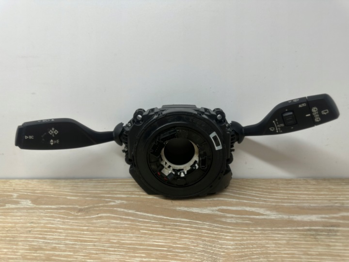 BMW F20 LCI F21 LCI F31 LCI páčky pod volant a ovládání kroužek 6996598 5A32CD7