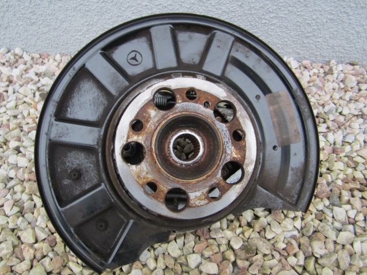 schenkel Achsschenkel Radnabe Radlager hinten heck rechts Mercedes W212 E63 6.3 AMG