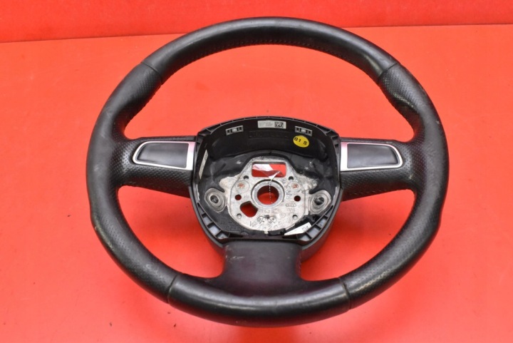 volant SKORZANA 4F0124A AUDI A4 B8 07-11