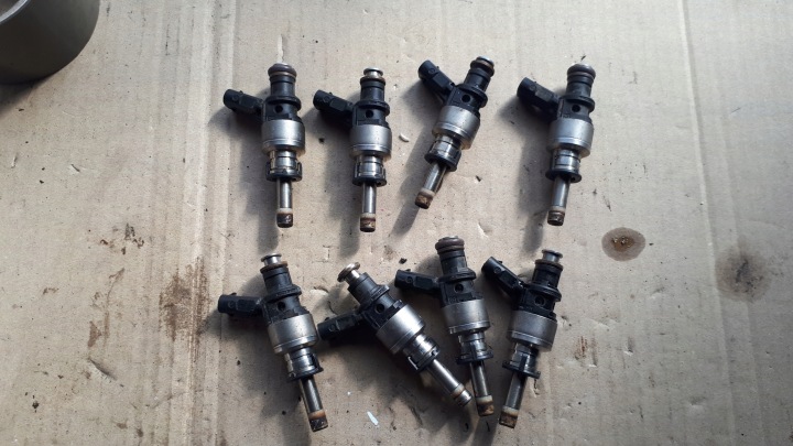 S7 4G A7 injector of the fuel nozzle 4.0 TFSI S6 C7