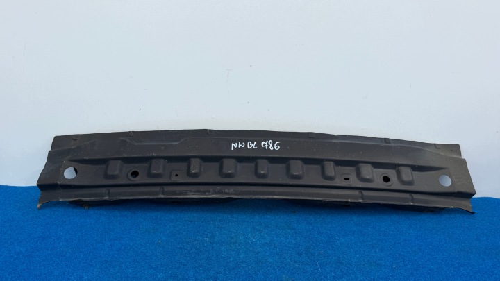 TOYOTA AVENSIS VERSO Ossatura anteriore RIVESTIMENTO posteriore SCIANA ACM20R NWBL786