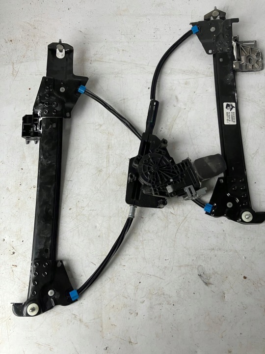 sťahovanie okna pravý zadok TESLA MODEL S 6006377-00