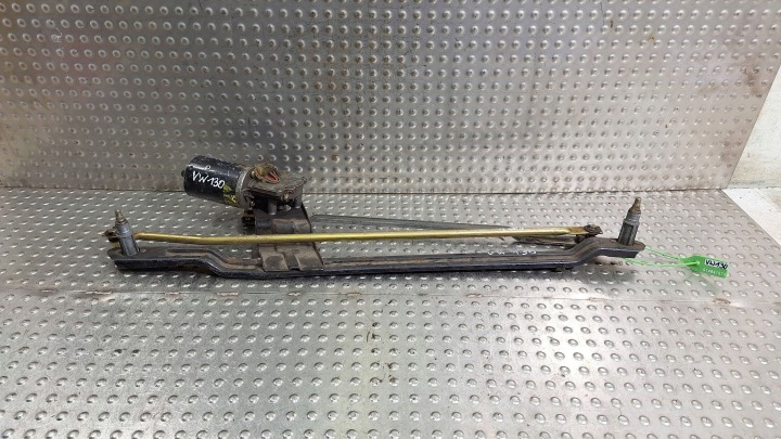 Gestänge Motor Wischer vorne 357955113A VW PASSAT B3