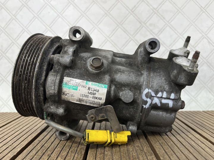 SUZUKI SX4 SEDICI 06- 1.6 DDIS Compressore CLIMATIZZATORE ARIA CONDIZIONATA Originale 95200-69KA0
