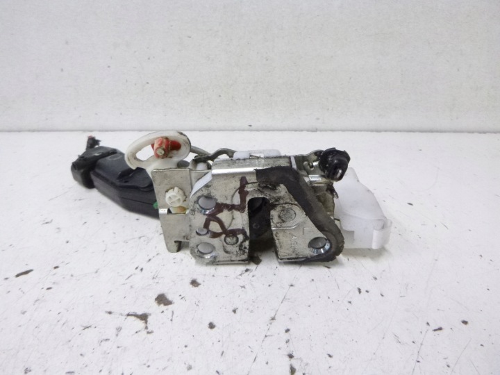 DELLA SERRATURA PORTA PORTIERA ANTERIORE SINISTRA PEUGEOT 107 2006R.
