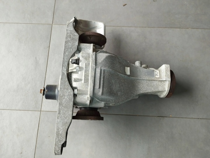 Audi A5 Sportback 8TA 2.0 TDI Differential Differential heck