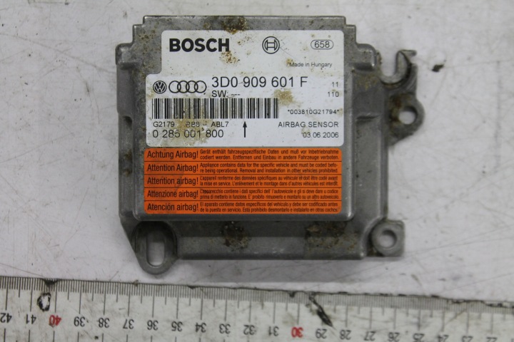 module SENSOR airbag 3D0909601F VW TOUAREG 7L 02-10