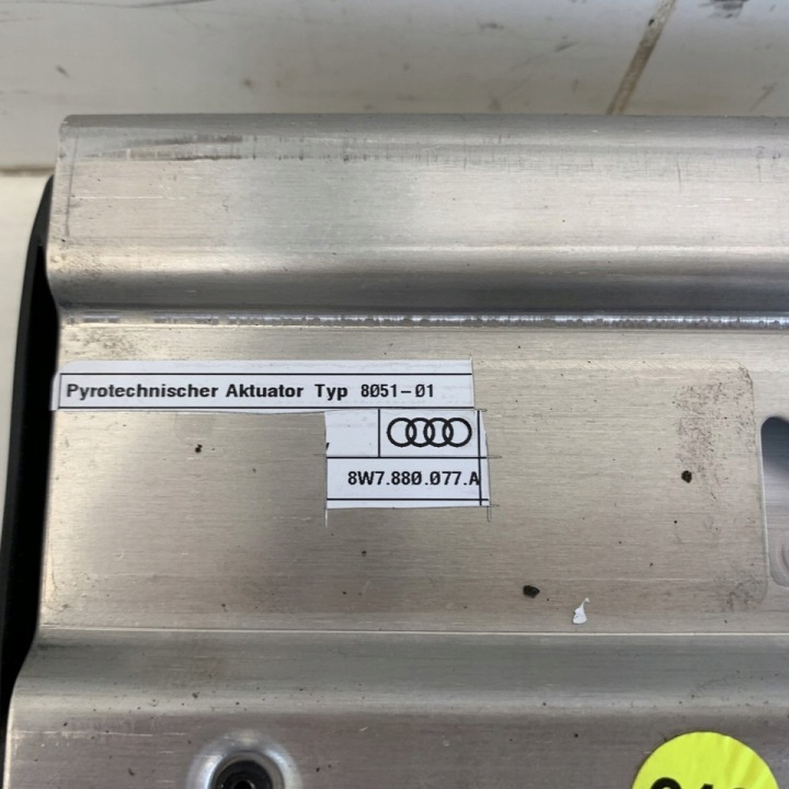 Cartuchos pirotécnicos 2 pcs com capacidade para apoio de cabeça Audi A5 F5 8W Cabrio 17r 9
