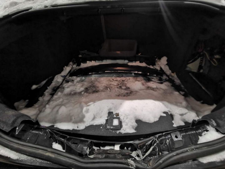 2000 Audi A4 B5 Jarrutehostin 2000fsi 06D145100 9