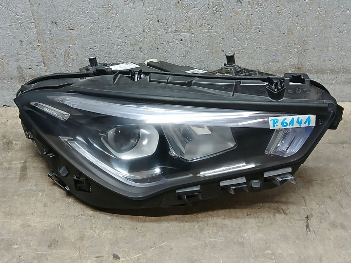 Licht vorne rechts MERCEDES CLA W118 FULL LED HP A1189062600