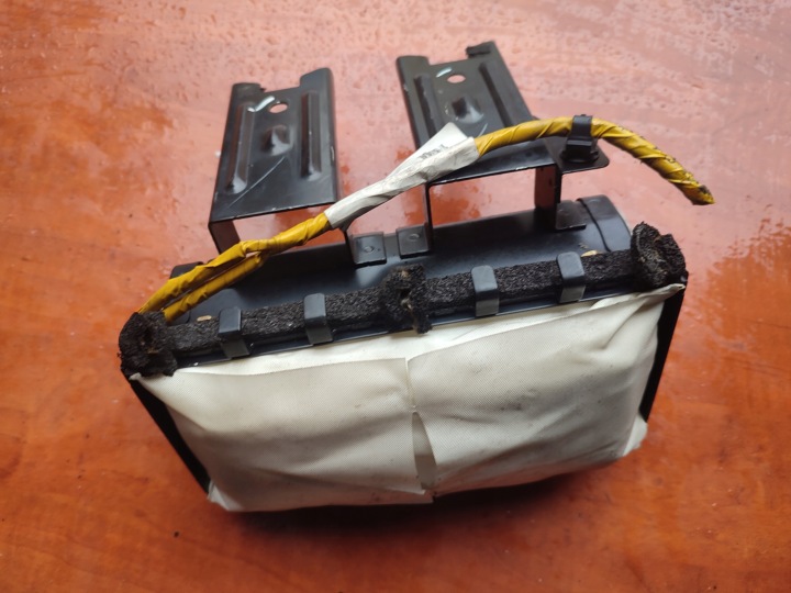 Airbag AIRBAG des Beifahrers MAZDA 2 DY DD1057K7097