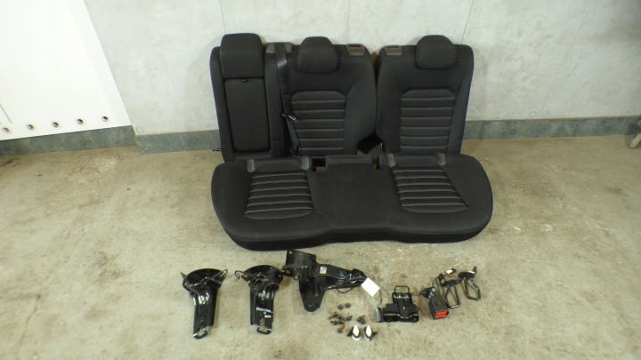 Sitz zapinki heck stBDB FORD MONDEO V MK5 KOMBI