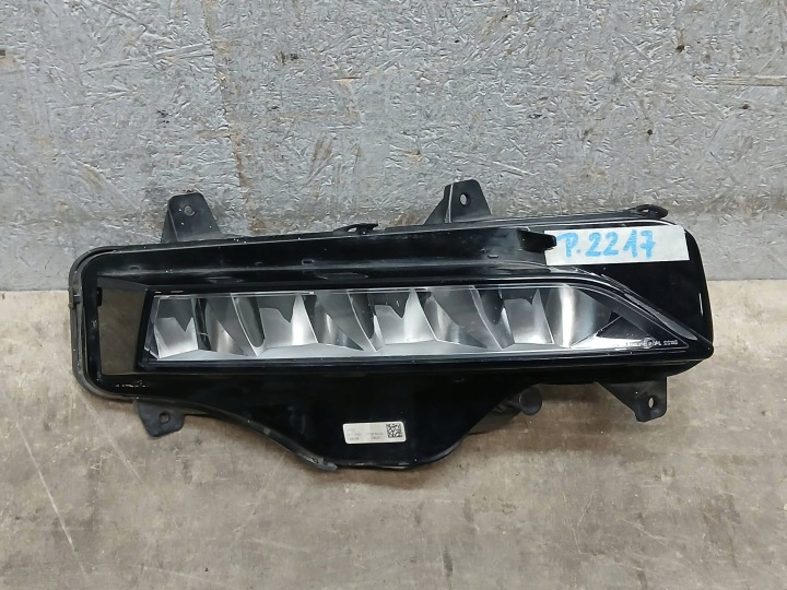 Nebelscheinwerfer vorne rechts SKODA OCTAVIA IV 4 LED 5E3941700