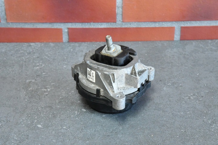 Supporti motore usato Destro BMW 1 F20 F21 2 F22 F23 3 F30 F31 F34 4 F32 F33 F36
