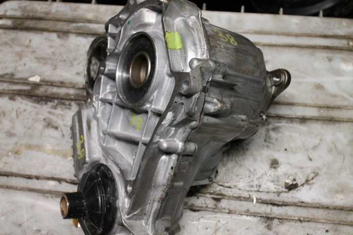38,REDUKTOR převodovky BMW 2710 VA788876 01
