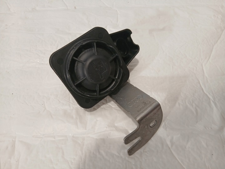 AUDI A4 B9 LIFT SYRENA ALARMU staffa 8W0951285A