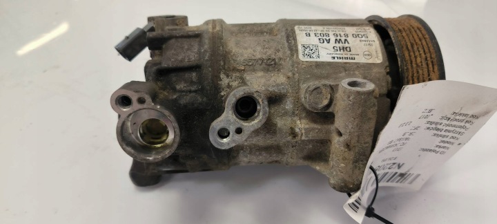 compressor of the air conditioning 5Q0816803B VOLKSWAGEN PASSAT B8