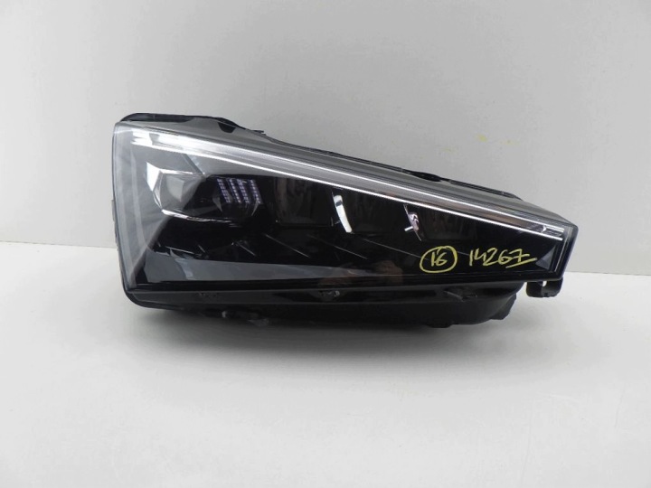 SKODA SCALA 657 FULL LED 2019- Feux phare Avant Droit
