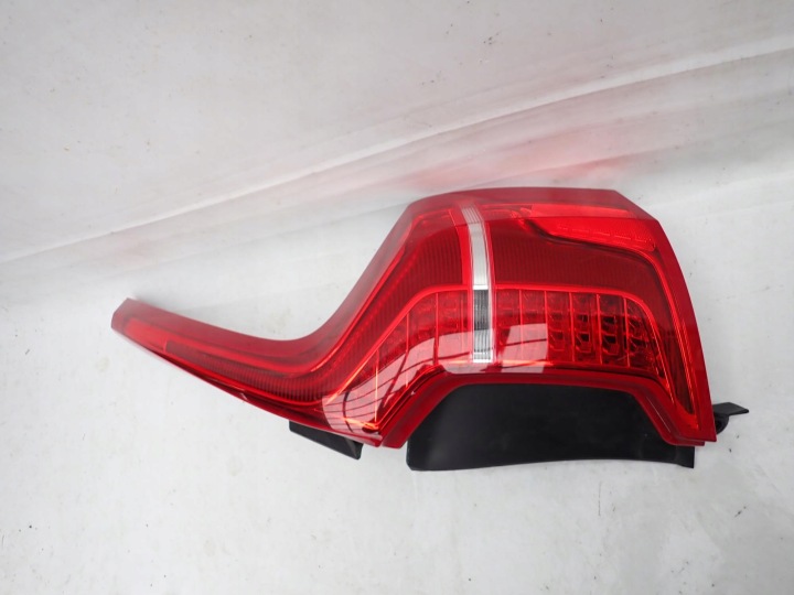 VOLVO XC90 II 2 14-> light rear part rear right