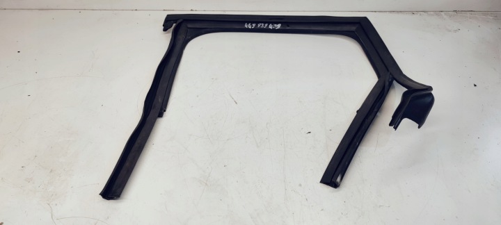 těsnění dveře levý záď AUDI A6 C7 4G9839439 AVAN