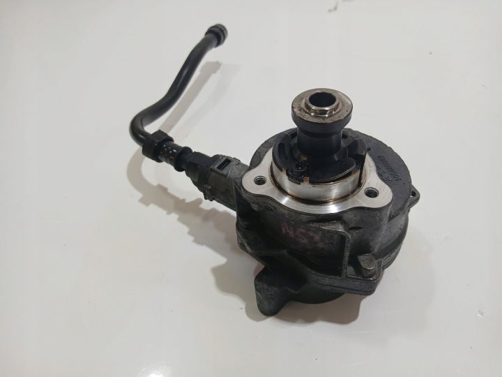 pump VACUM BMW E60 E61 3.0 and N53 7519458