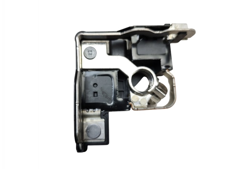 Boitier fusible pyrotechnique cable batterie DODATNIA MERCEDES X156 W176 W246 X117 W205 A2469067901