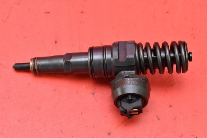 Einspritzdüse Einspritzdüse 038130073AG SKODA OCTAVIA 2 II 1.9 TDI 105 KM 04-08