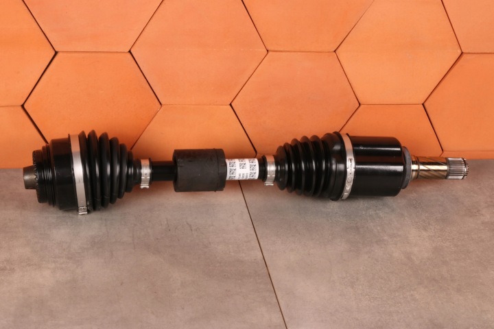 BMW F70 F74 U06 X1 U11 X2 U10 Semiasse NAPEDOWA sinistra Anteriore 5A52FD1 6811 km!