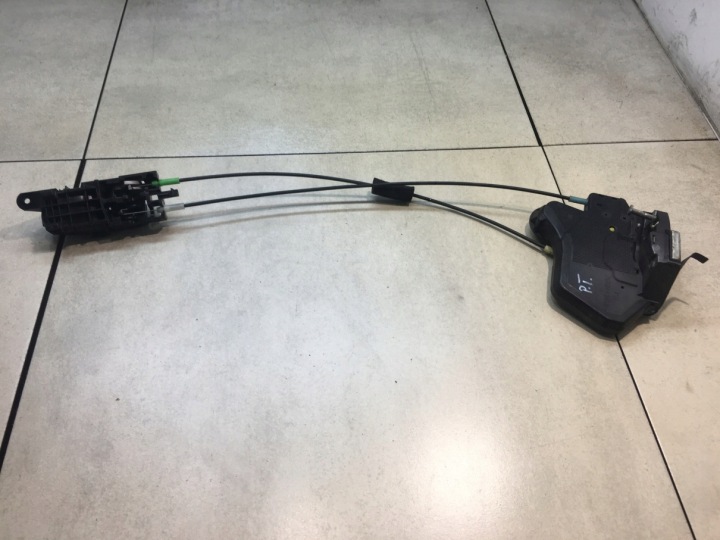 lock door right rear part SUZUKI GRAND VITARA II 4 PIN