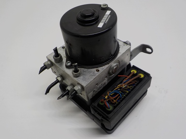 BMW 3 E90 pump ABS 6776055 10.0399-3323.4 6776056 10.0960-0837.3