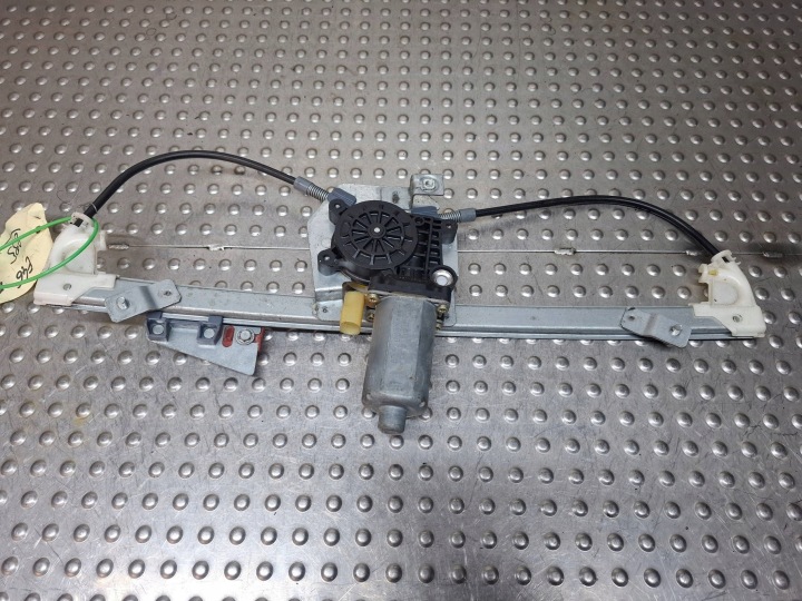 fensterhebermotor rechts heck 8212100 BMW E46