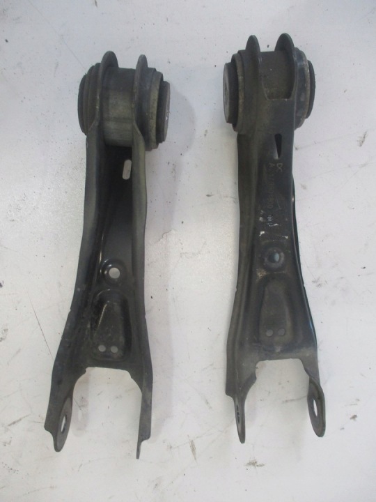 Querlenker heck MERCEDES A KLASA 177 1,5CDI A2473501800