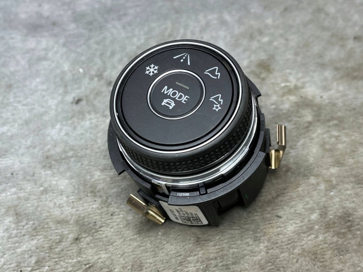 Vw Tiguan Bouton de la suspension 5NA927531 !J