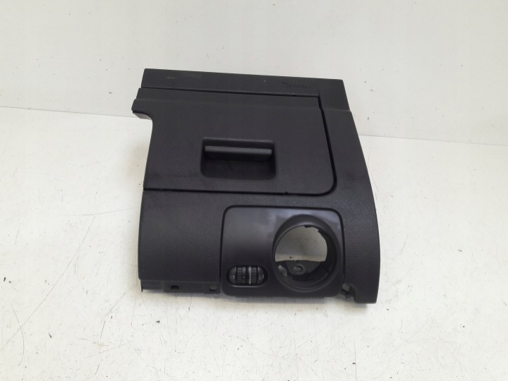 passenger compartment driver´s 5K1857919D VW Golf VI