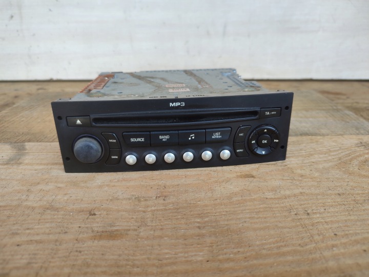 RADIO FABRYCZNE CD MP3 PEUGEOT 207 96643699XT