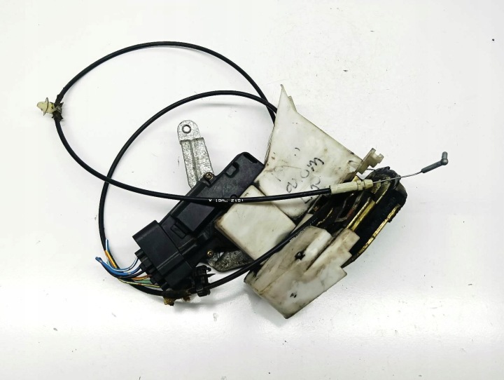 zámok dvere ľavý predok 6 Pin ISUZU AXIOM 99r 2138-1-D38-00