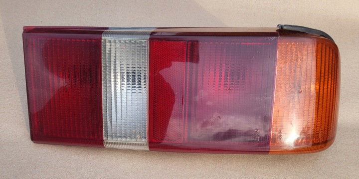 light right rear part WKLAD OPRAWKA FORD SIERRA 83BG13N004B3B 83BG13A602B3A OE EU