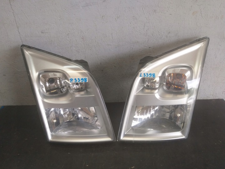 LIGHT LIGHTS FRONT RIGHT LEFT FORD TRANSIT 06