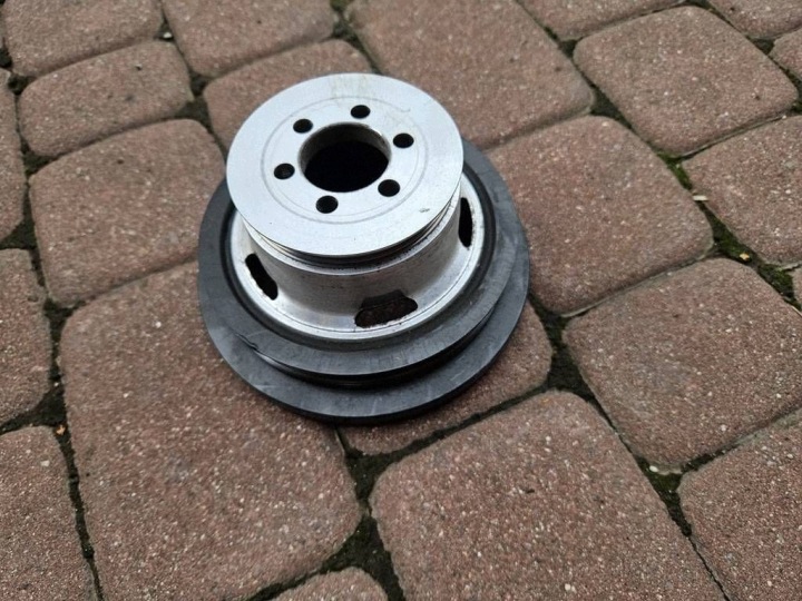 Puleggia ALBERO MOTORE cinghie 1.2THP Peugeot Citroen Jeep Opel Mokka B 9834309980