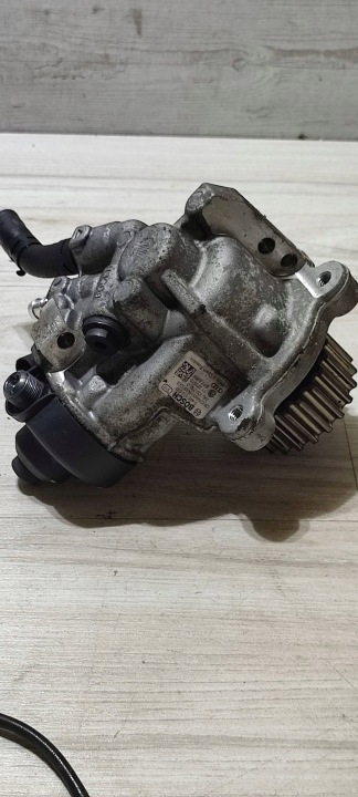 Einspritzpumpe Volkswagen Caddy 04L130755D