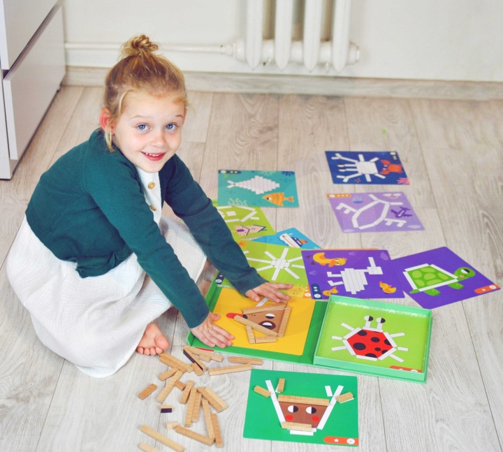 UKŁADANKA GRA LOGICZNA ŁAMIGŁÓWKI KLOCKI MAGNETYCZNE TOOKY TOY Kod producenta TF488