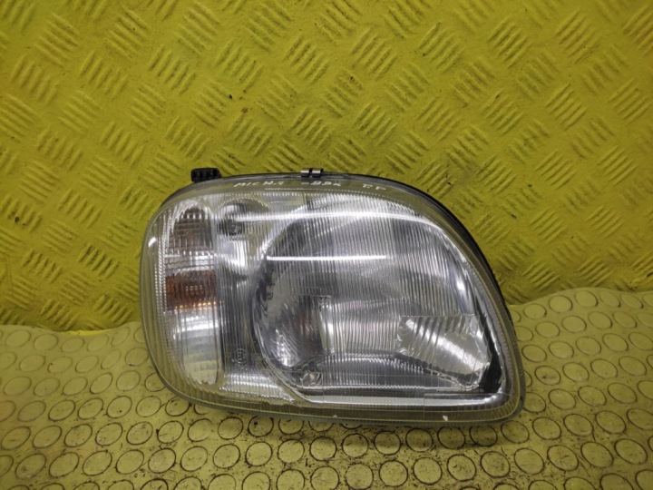 NISSAN MICRA K11 REFLEKTOR Licht rechts vorne 89000362